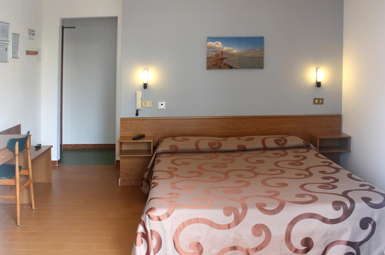 Hotel Helga Caorle Exterior foto